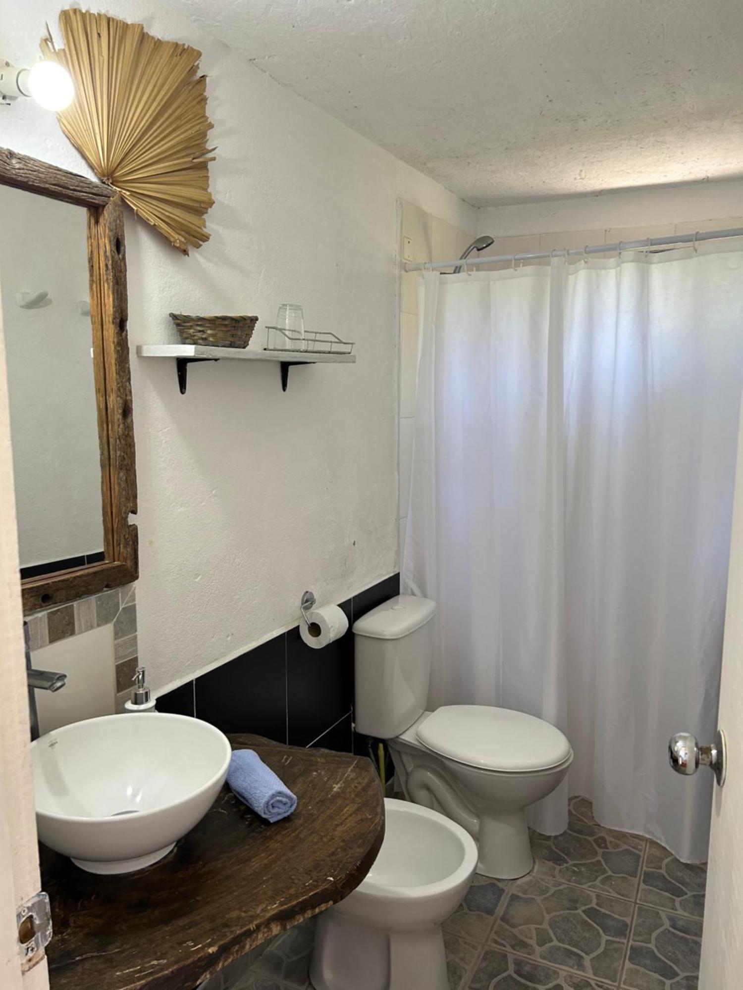 Lunas Del Bosque Cabana Y Apartamento En Suite La Paloma Esterno foto